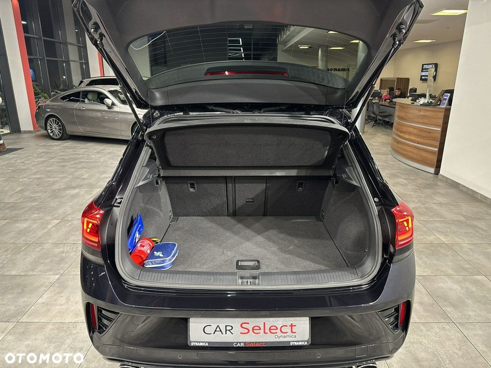 Volkswagen T-Roc - 17