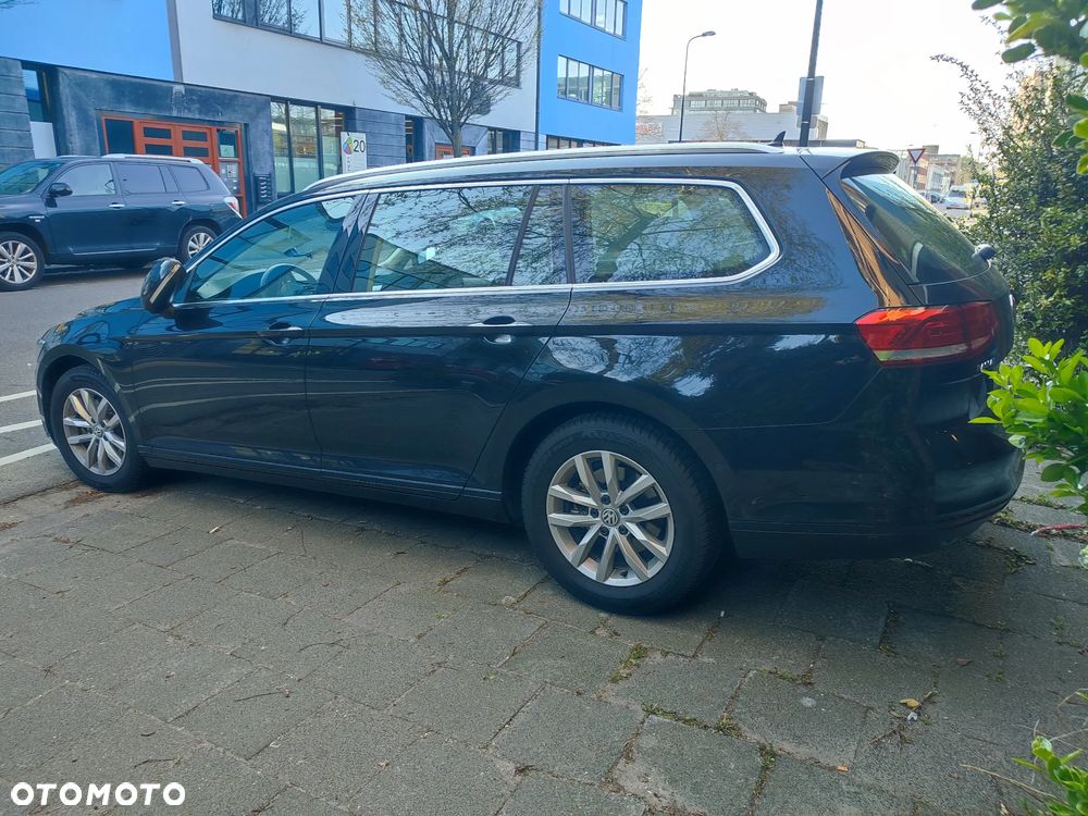 Volkswagen Passat 2.0 TDI SCR DSG Highline - 4