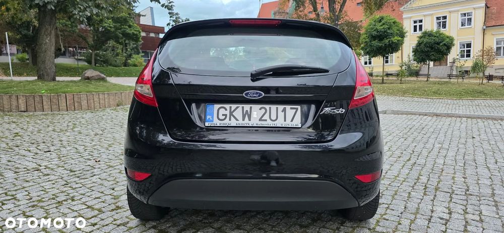 Ford Fiesta 2010 photo 5