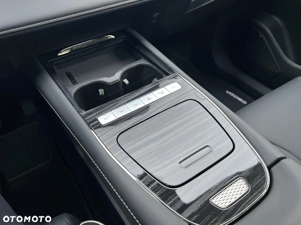 Omoda E5 - 18