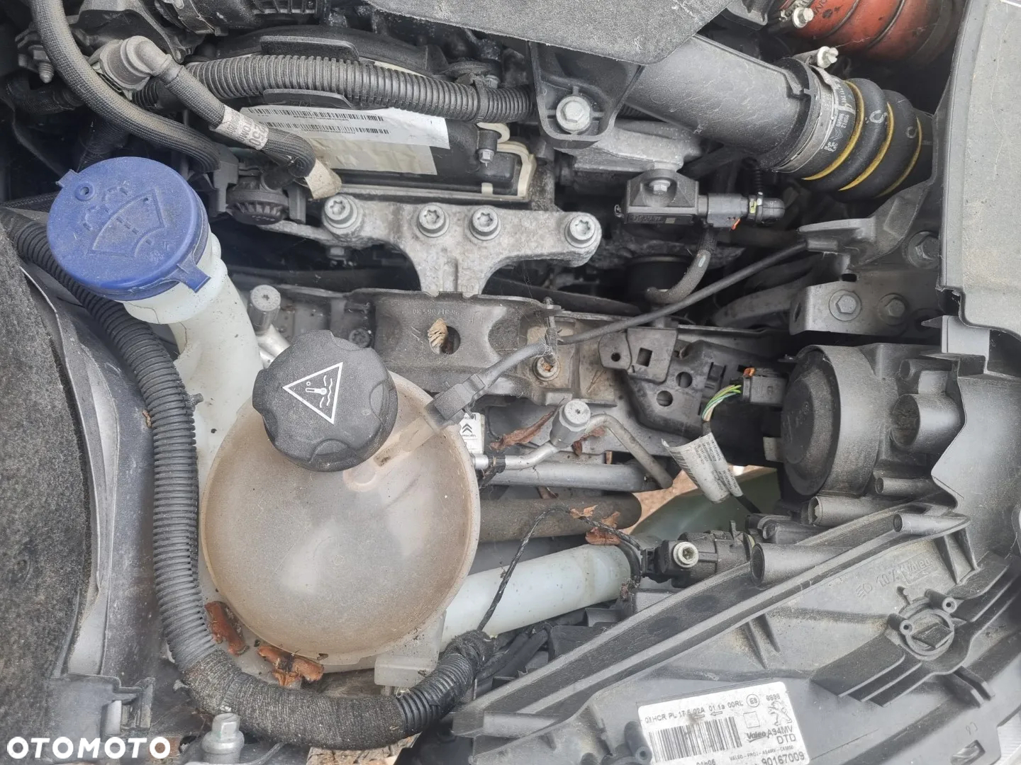 Peugeot 2008 BlueHDi 100 STOP & START Allure - 11