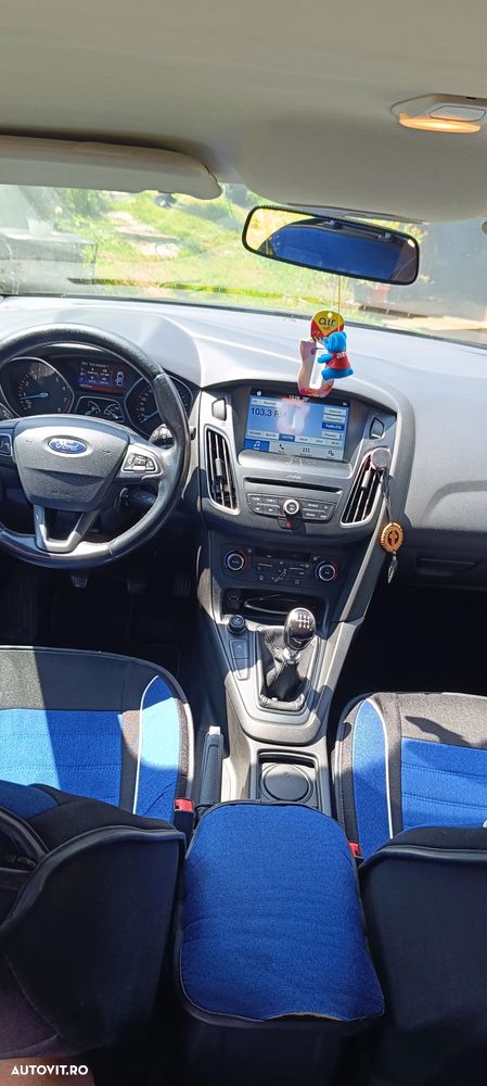 Ford Focus 1.0 EcoBoost Trend - 9