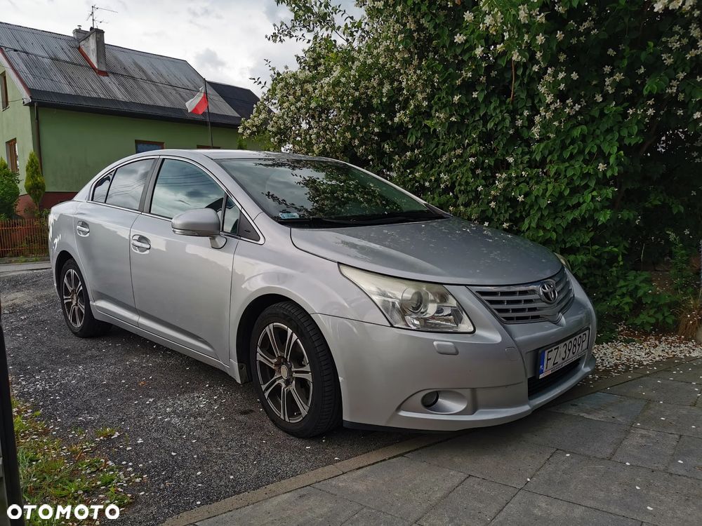 Toyota Avensis 2.0 D-4D Sol - 1