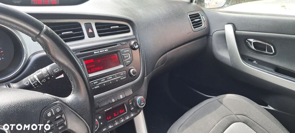Kia Ceed 1.6 CRDi XL - 8
