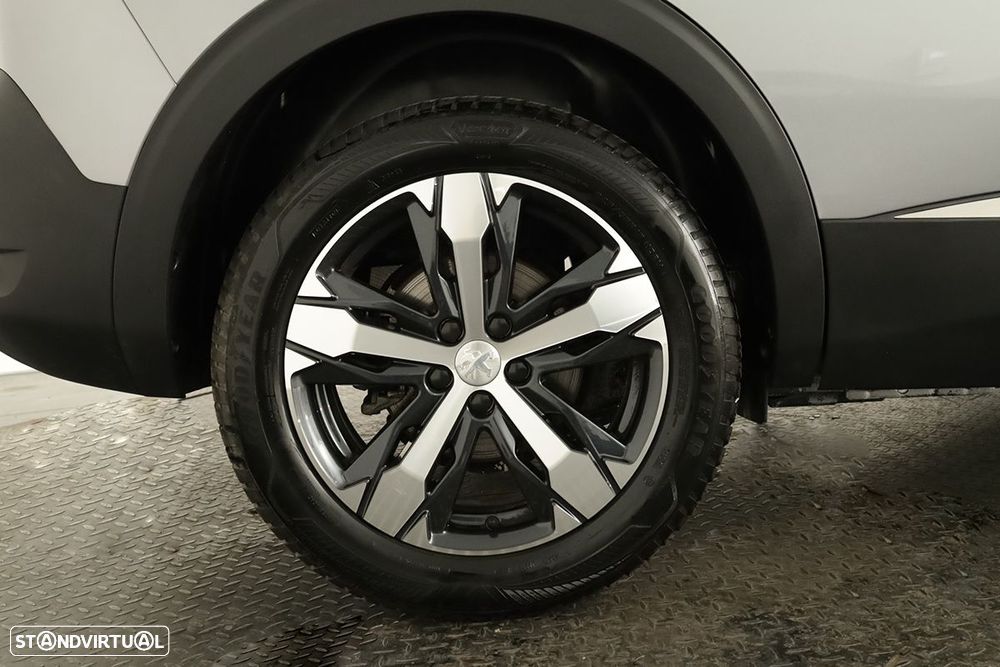 Peugeot 5008 1.2 PureTech Allure Pack EAT8 - 5