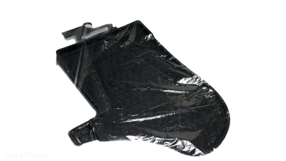 MERCEDES W447 VITO V-Klasa EQV Dywanik gumowy OE - 3