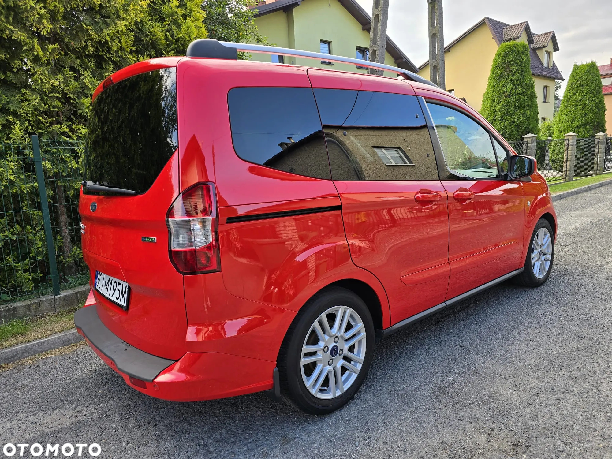 Ford Tourneo Courier 1.0 EcoBoost Titanium - 8