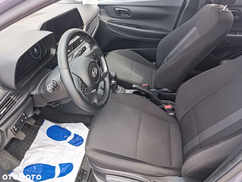 Hyundai i20 - 16