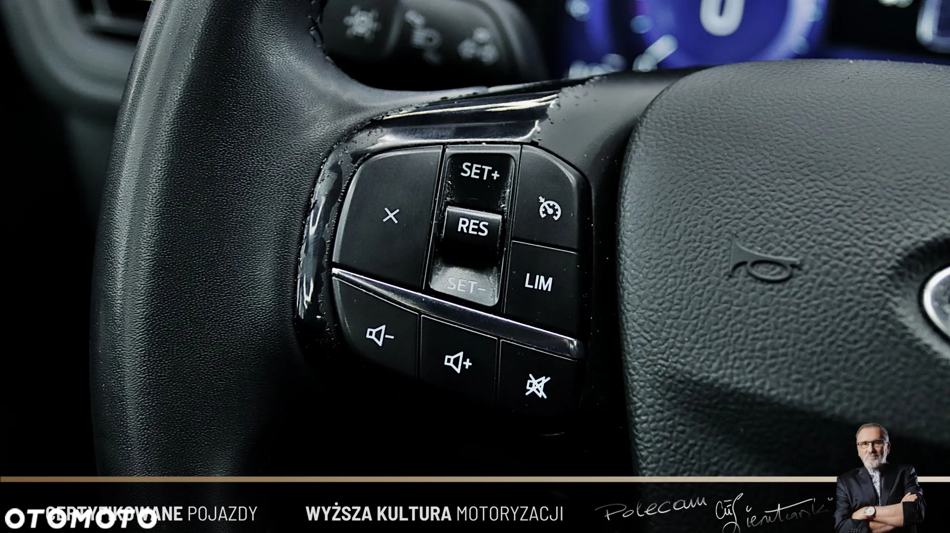 Ford Kuga 2.5 FHEV FWD Titanium - 18
