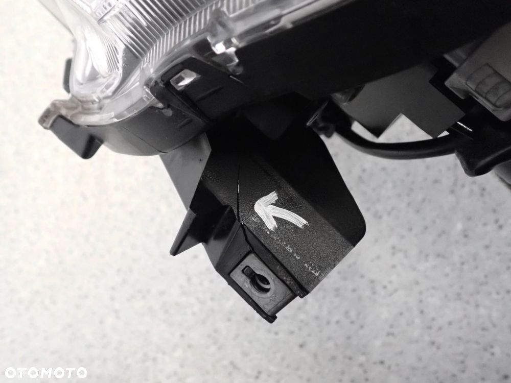 MITSUBISHI OUTLANDER II 10-12 REFLEKTOR LAMPA PRZEDNIA LEWA XENON EUROPA - 15