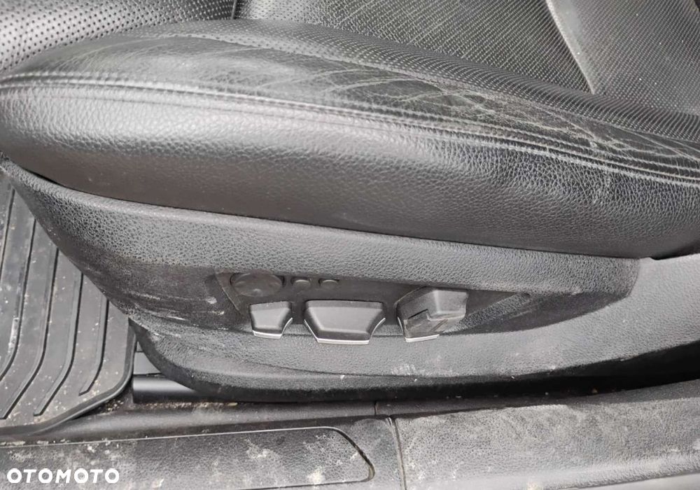 BMW Seria 7 - 24