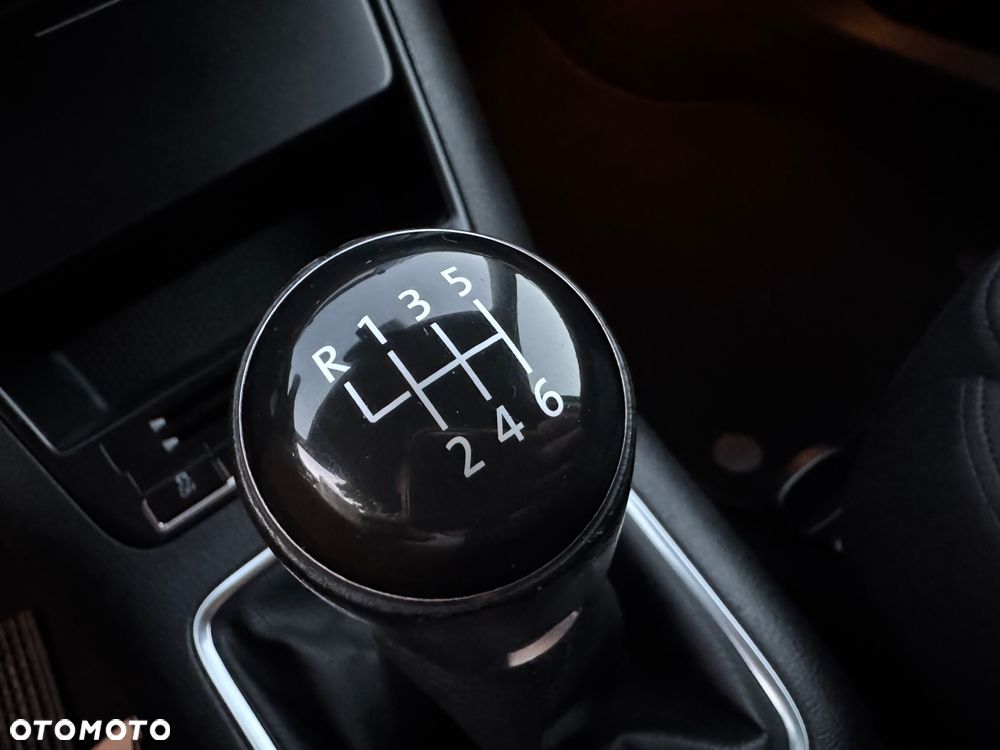Volkswagen Tiguan - 18