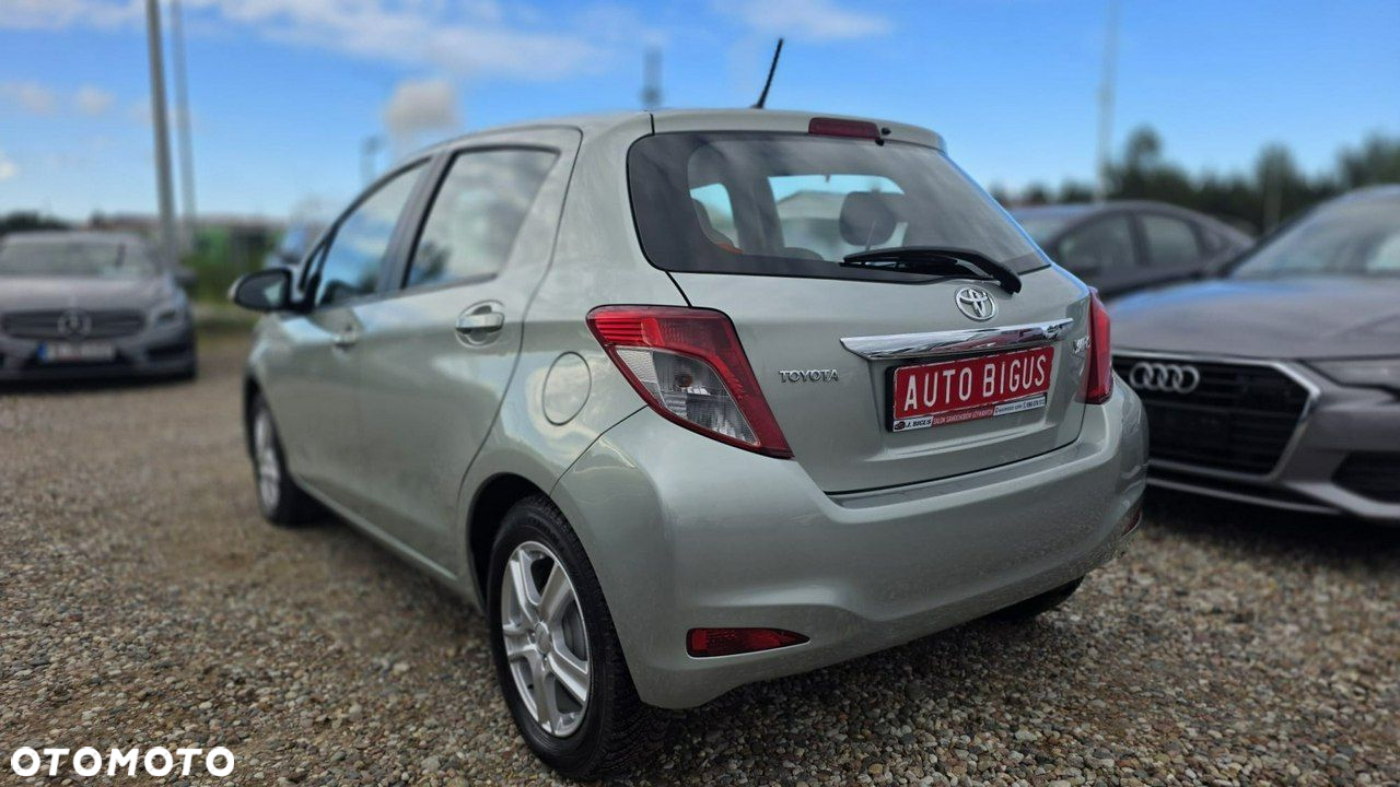 Toyota Yaris - 8