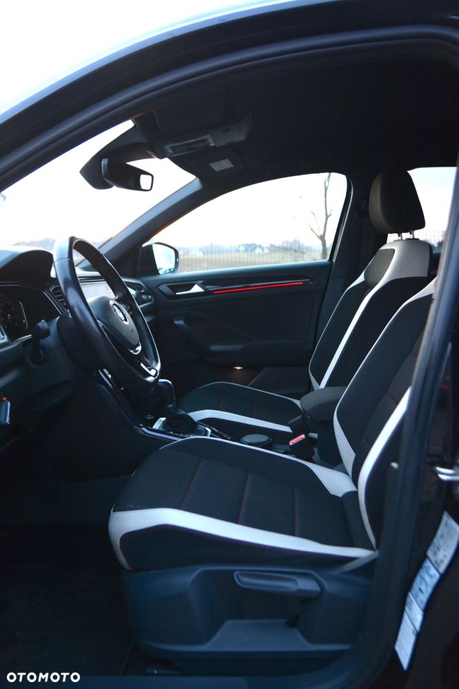 Volkswagen T-Roc 1.5 TSI ACT OPF DSG IQ.DRIVE - 20