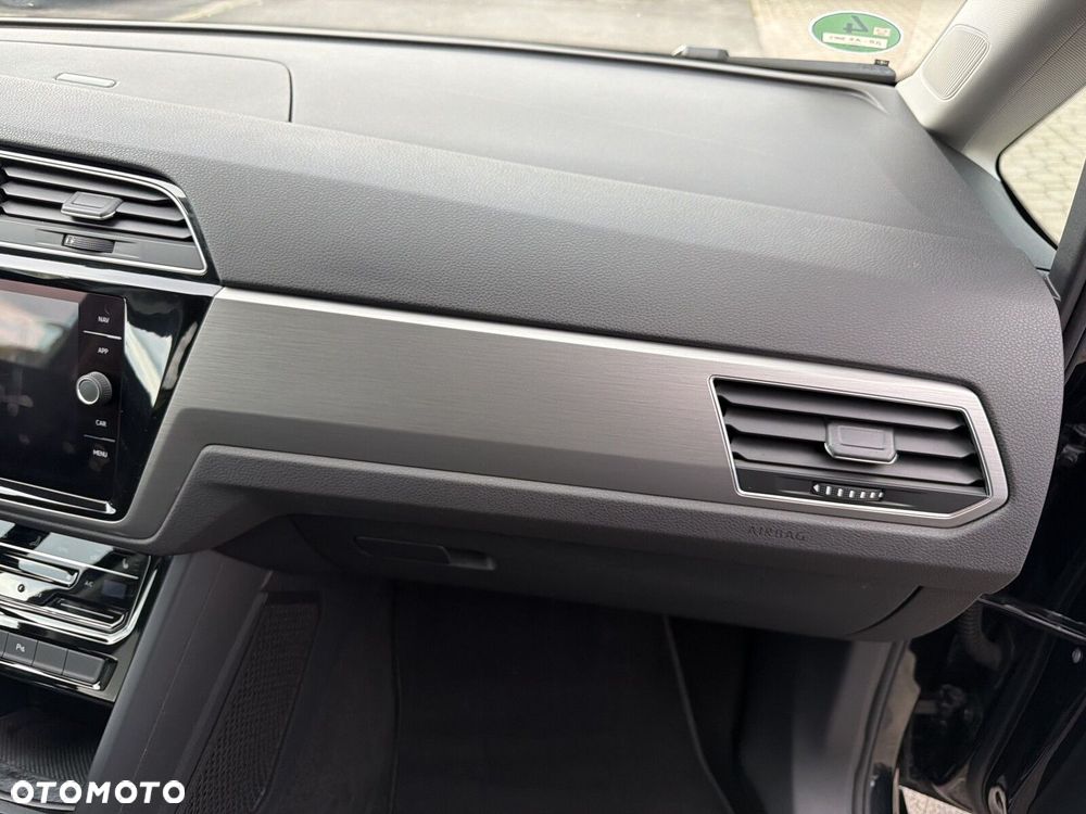 Volkswagen Touran 2.0 TDI BMT Comfortline DSG - 12