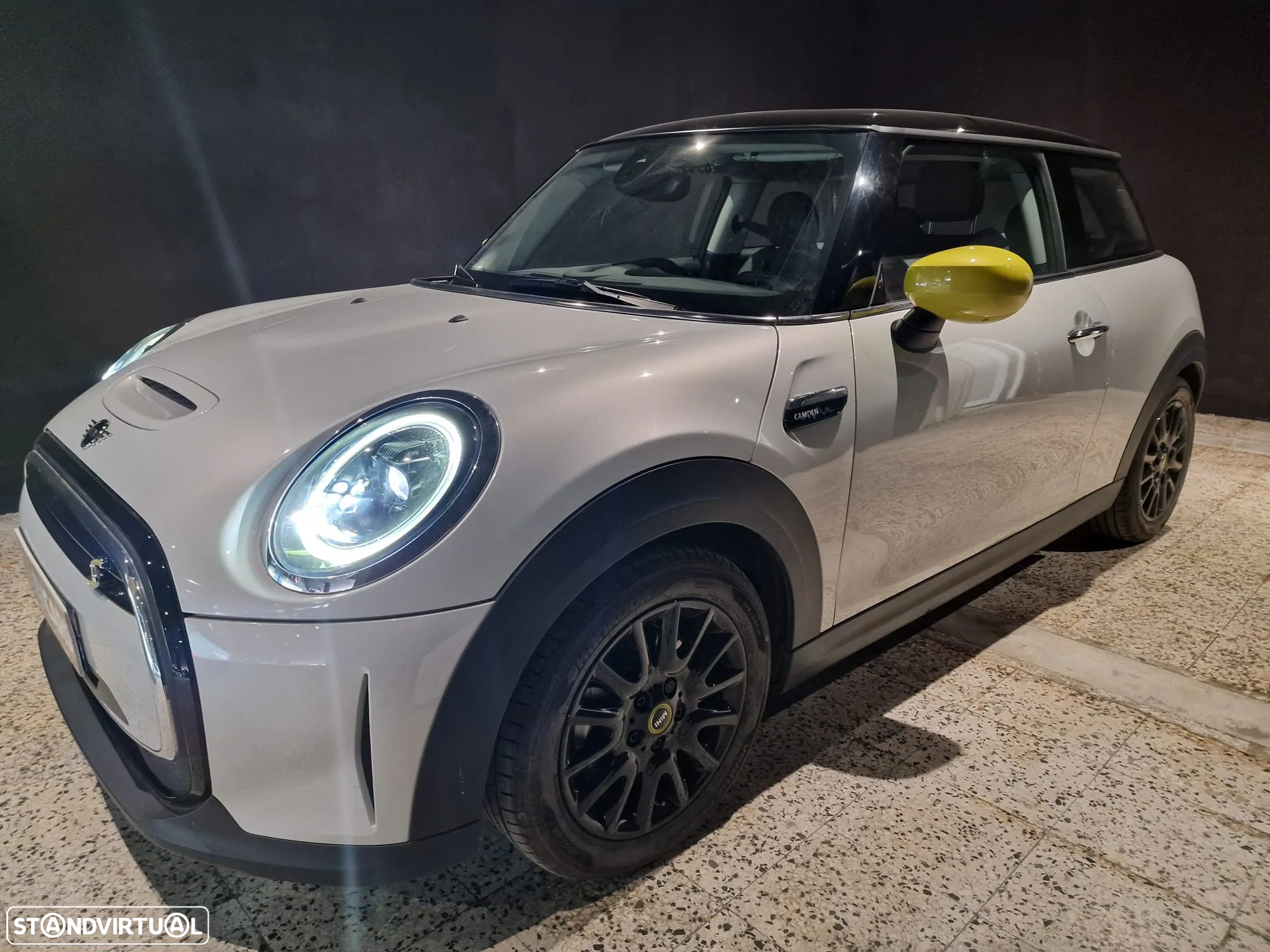 MINI 3 Portas Cooper SE Camden Edition - 24