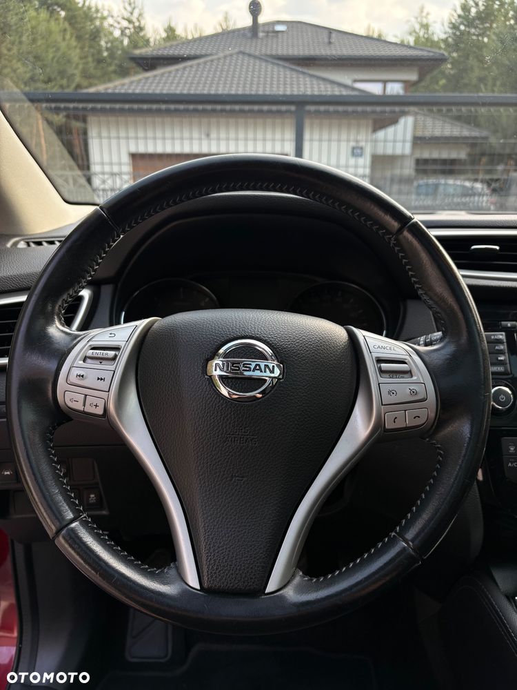 Nissan Qashqai 1.6 DCi N-Connecta - 8