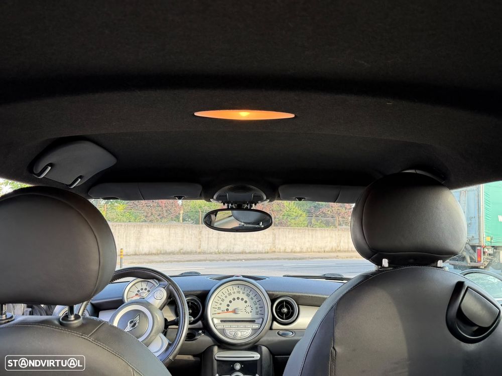 MINI 3 Portas Cooper D - 2