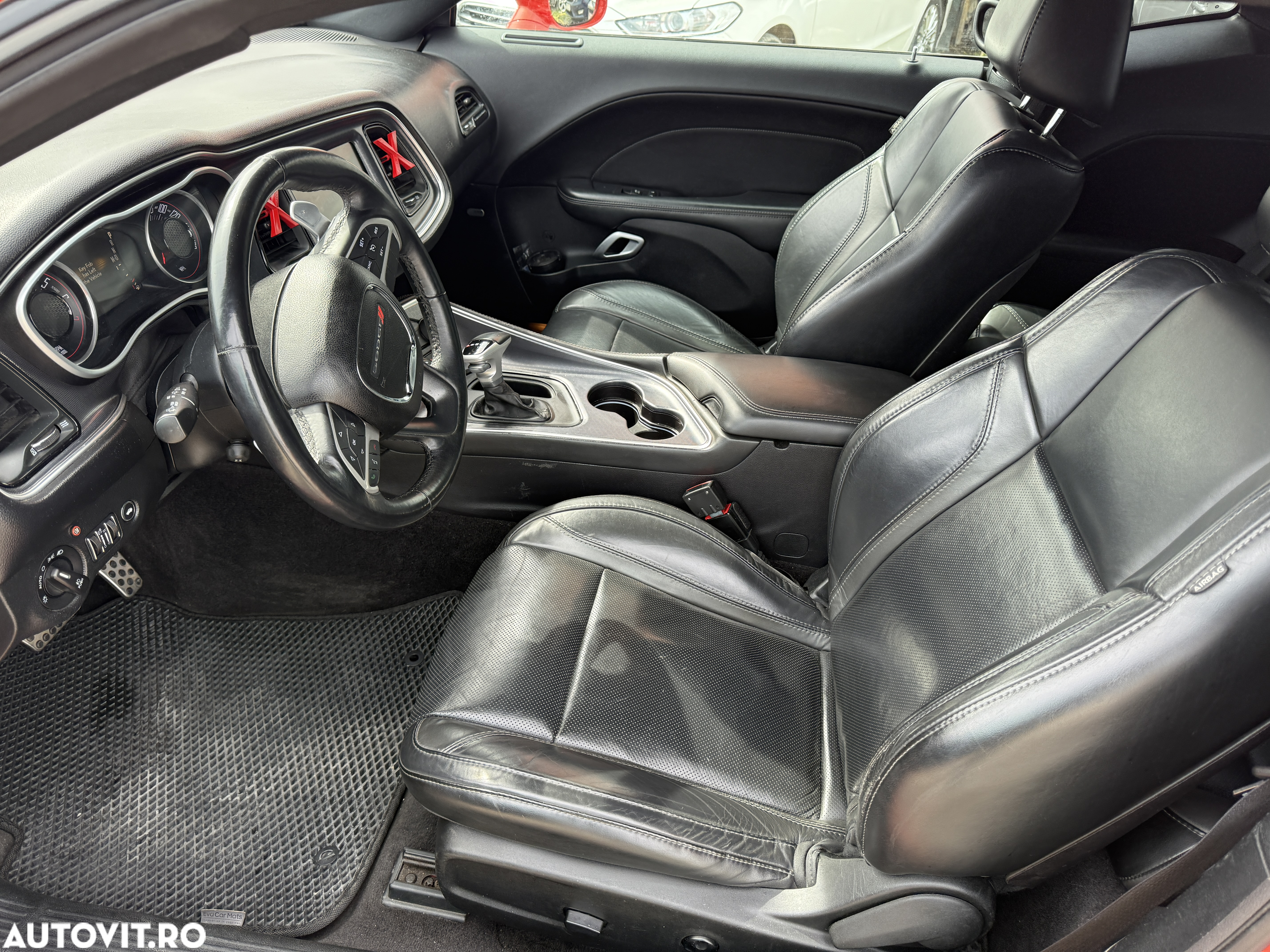 Dodge Challenger Automatik SXT Plus - 9