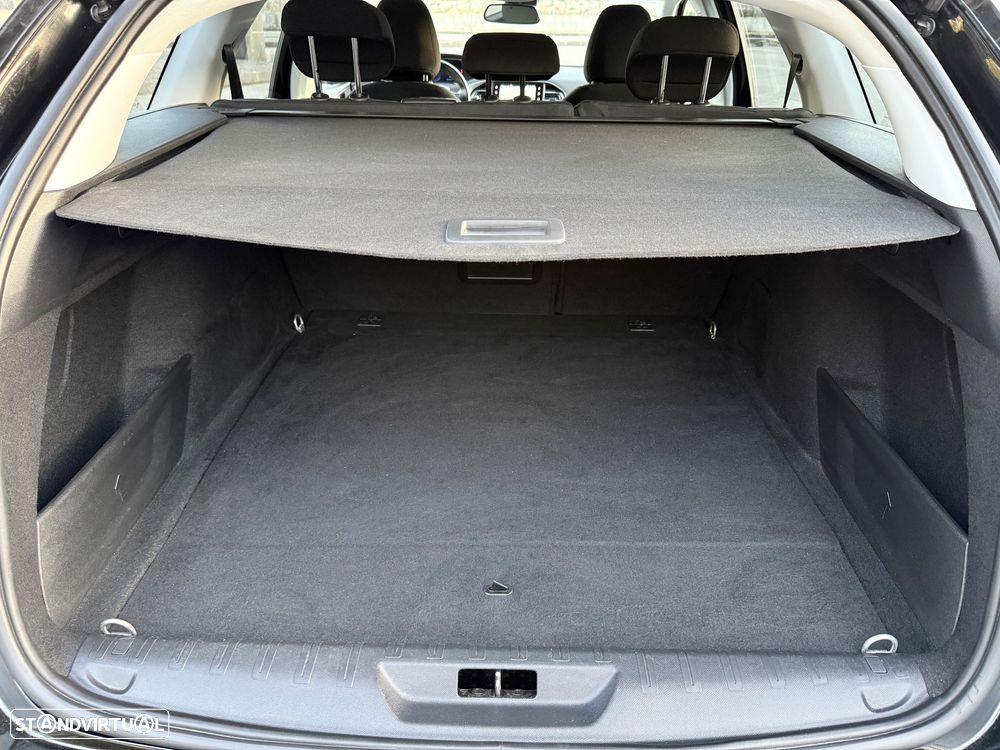Peugeot 308 SW 1.5 BlueHDi Style - 36