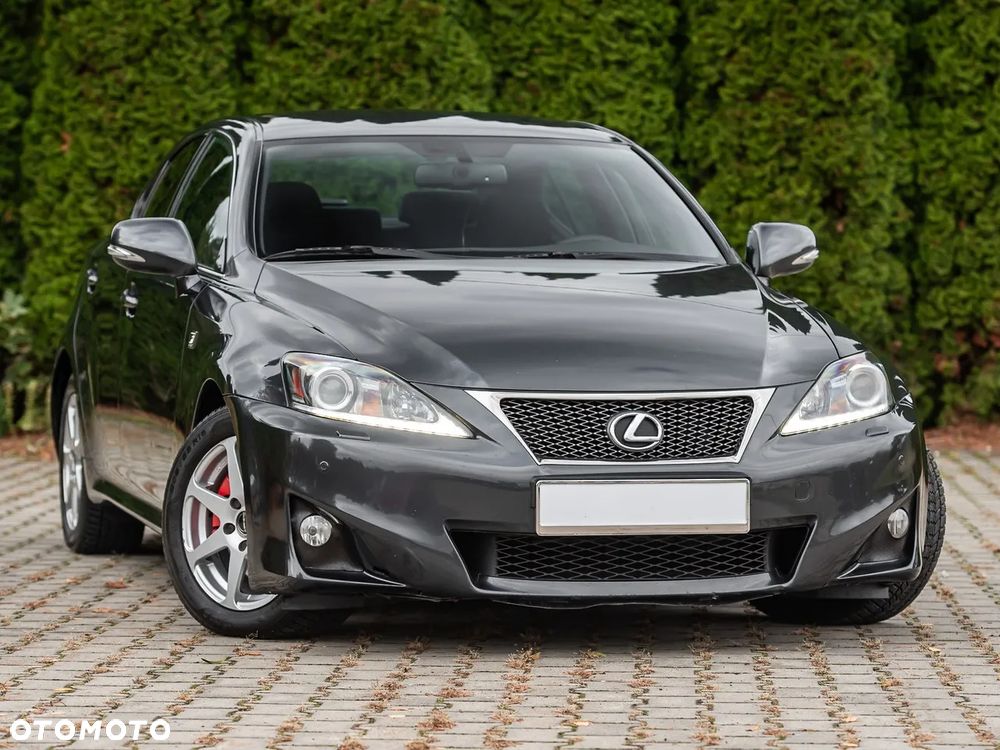 Lexus Is
