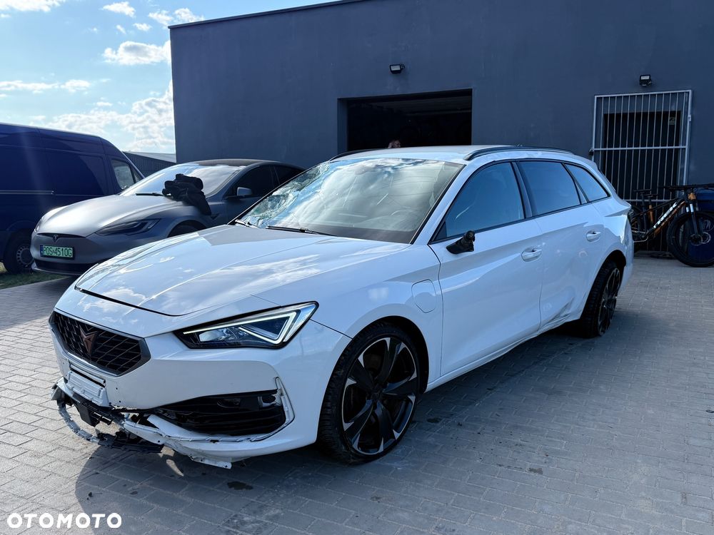 Cupra Leon 1.4 e-Hybrid PHEV DSG - 1