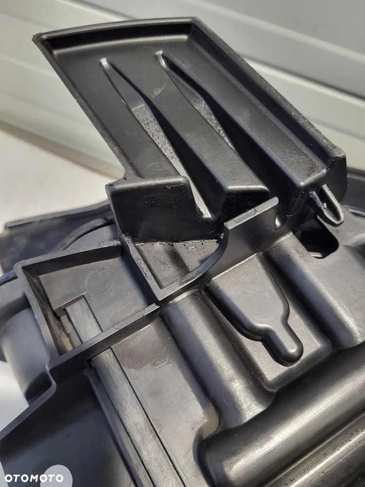 Land Rover Discovery Sport XENON PRZÓD STRONA LEWA  FK7213W030HF - 11