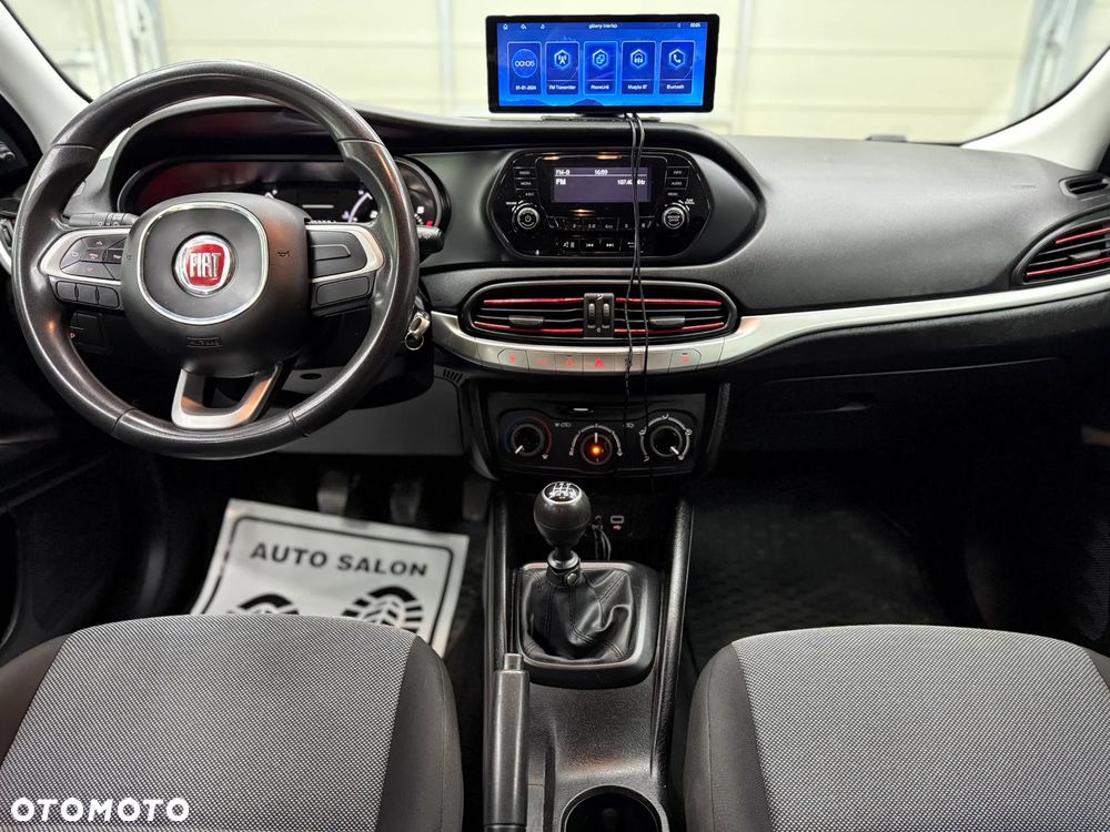 Fiat Tipo 1.4 16V Lounge - 24