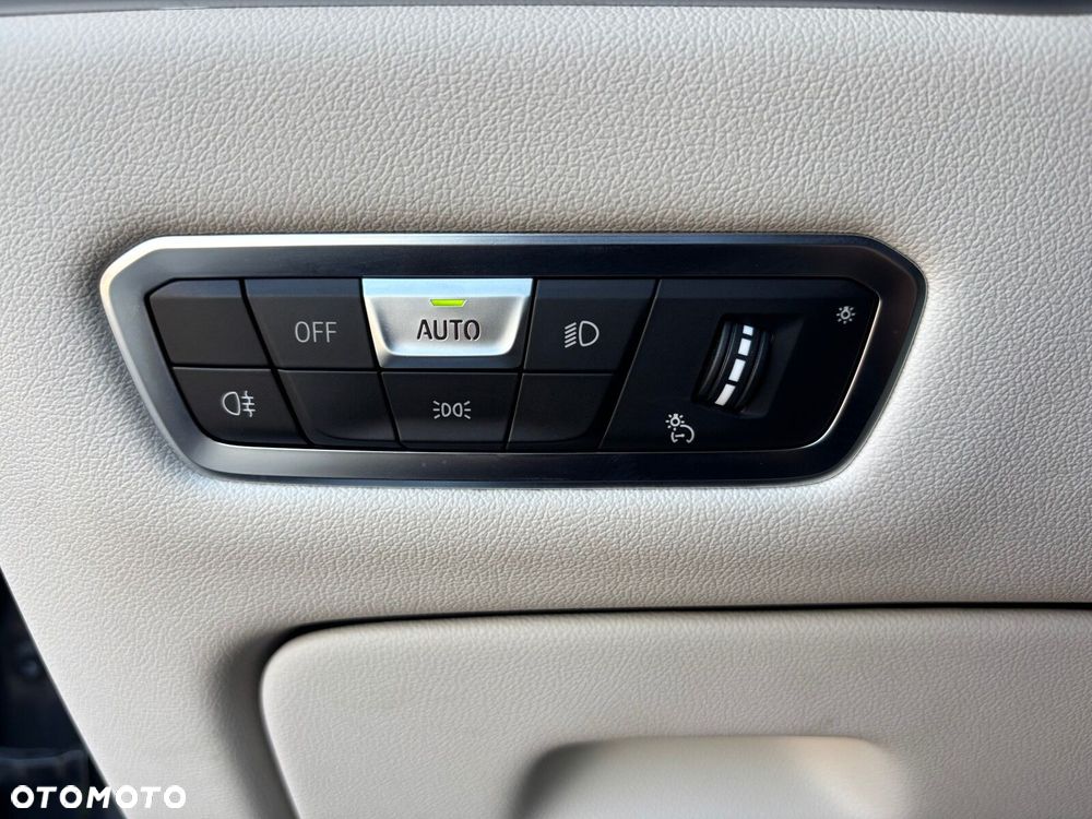 BMW X7 xDrive40d mHEV sport - 32