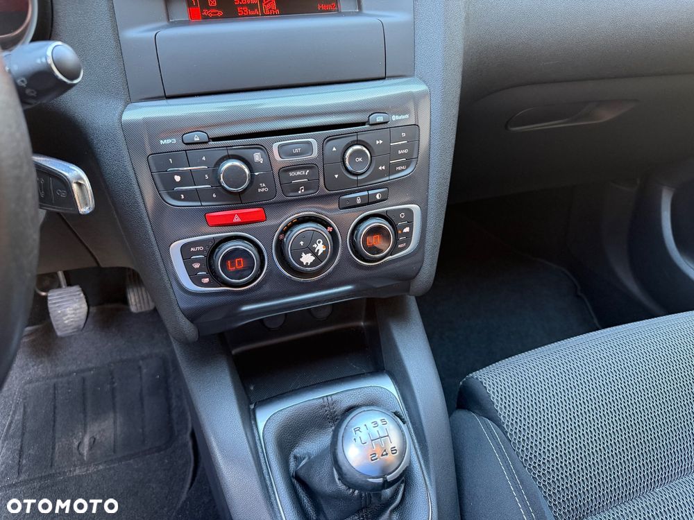 Citroën C4 HDi 115 Selection - 19