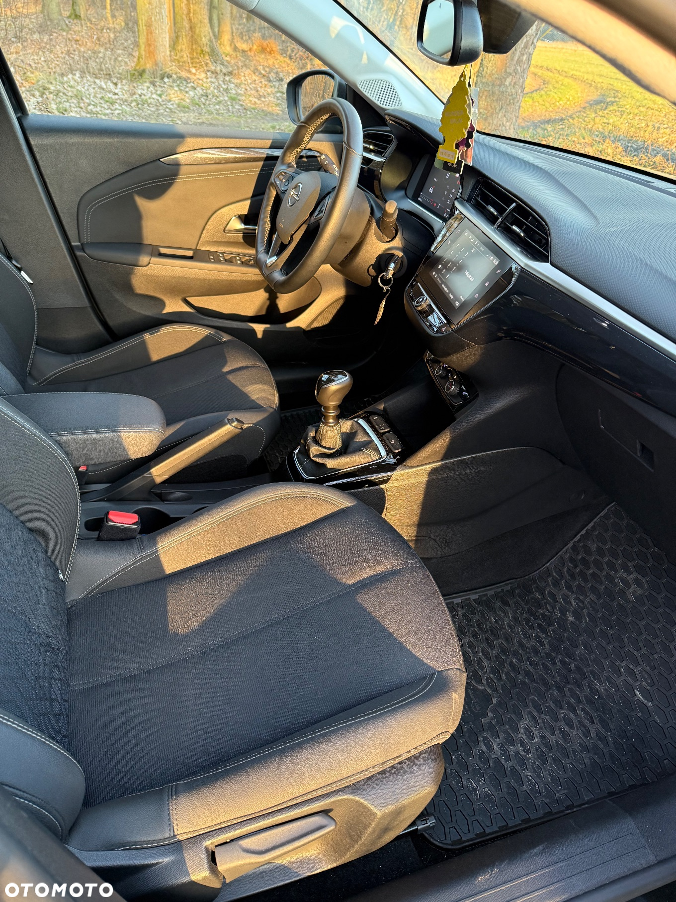 Opel Corsa 1.2 Elegance S&S - 9