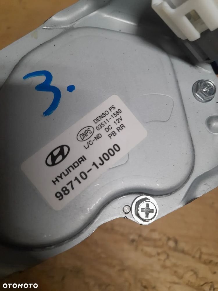 SILNICZEK WYCIERACZKI TYŁ HYUNDAI I20 98710-1J000 - 2