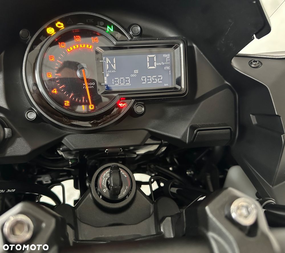 Kawasaki Versys 1000 - 10