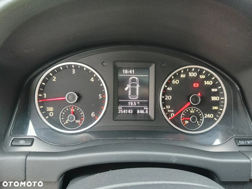 Volkswagen Tiguan 2.0 TDI DPF 4Motion Sport & Style - 18