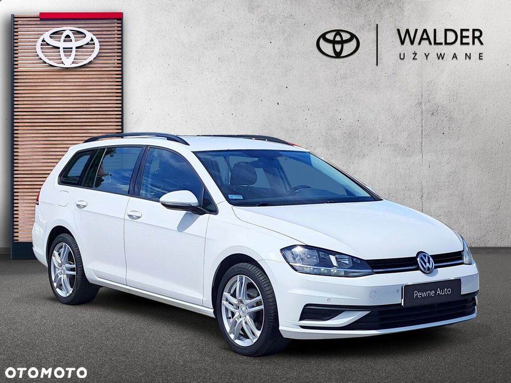 Volkswagen Golf - 8