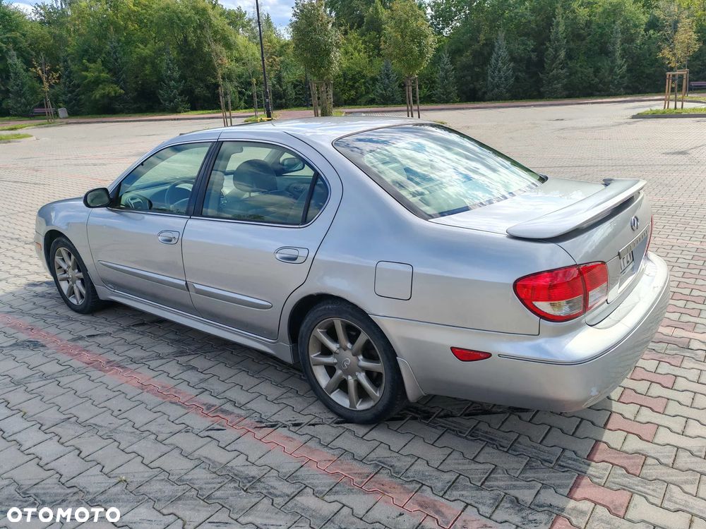 Infiniti I35 3.5 V6 - 5