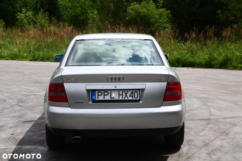 Audi A4 Limousine 1.6 - 4
