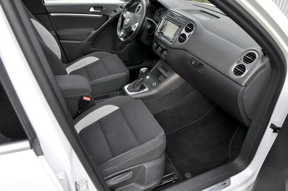 Volkswagen Tiguan 2.0 TDI 4Mot Perfectline R-Style DSG - 14