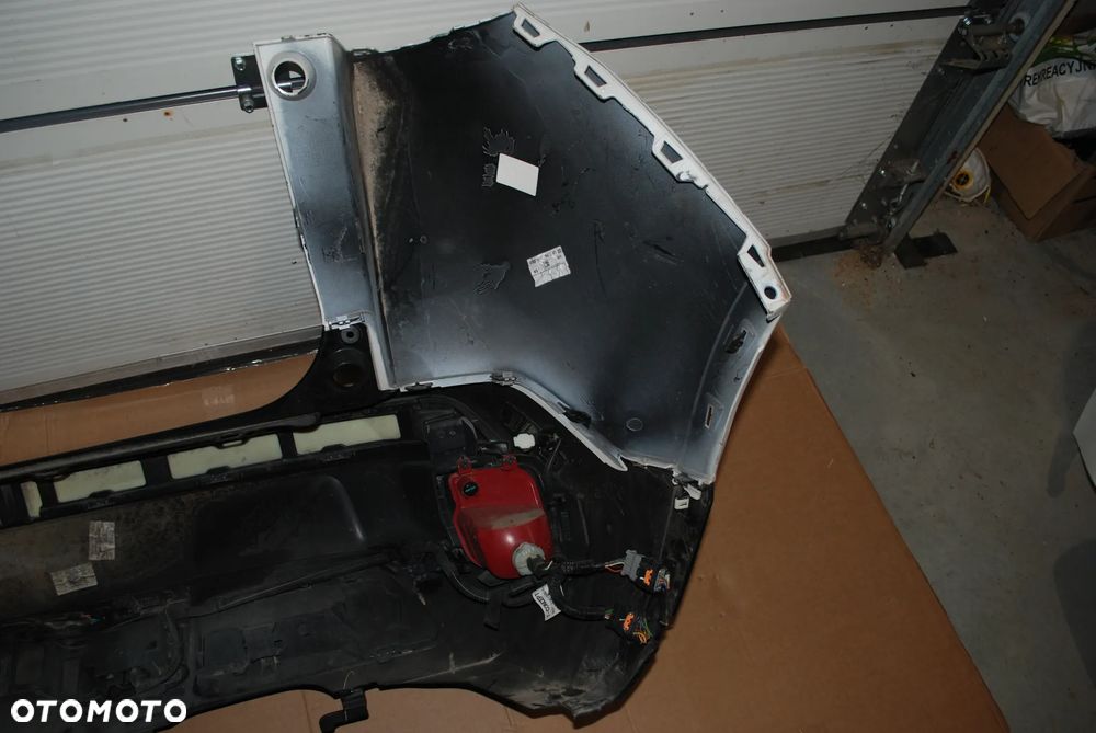 Zderzak Tył Tylny PEUGEOT 3008 II Kompletny 2 16- 6XPDC - 16