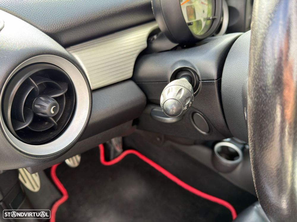 MINI 3 Portas Cooper S - 32