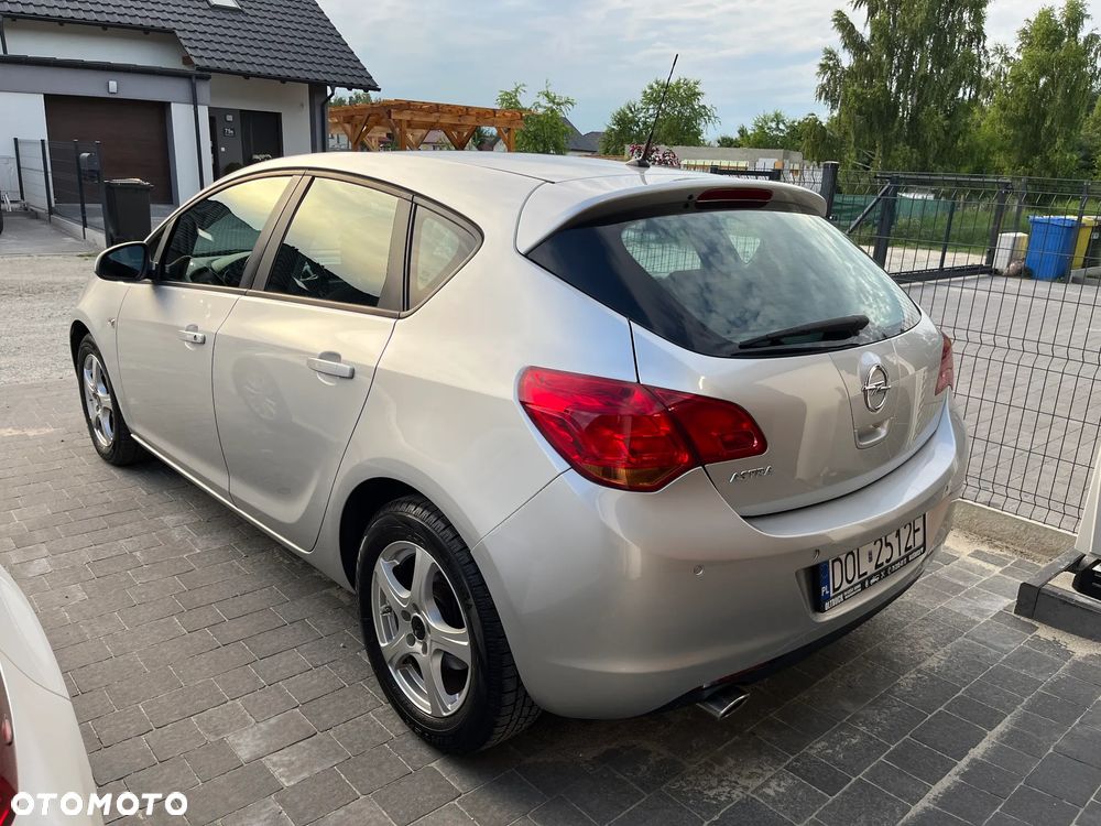 Opel Astra 1.4 T Enjoy - 5