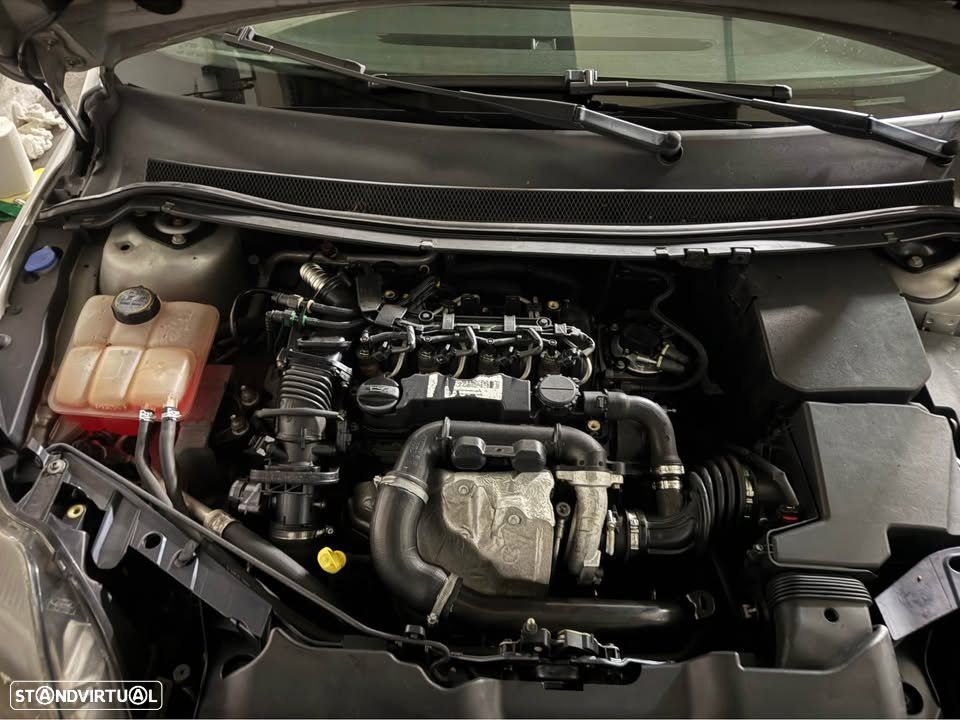 Ford Focus SW 1.6 TDCi Titanium - 6