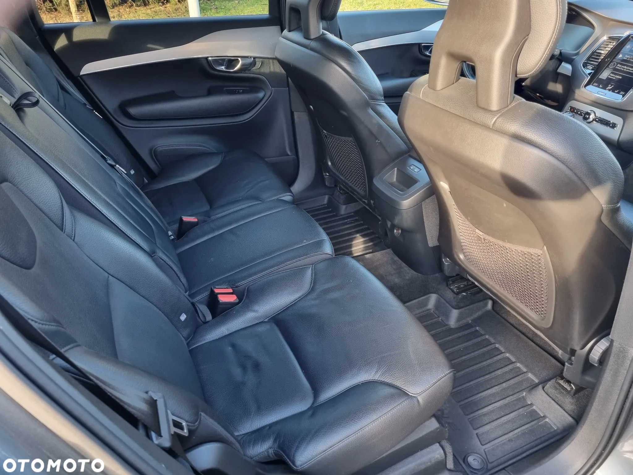 Volvo XC 90 D5 AWD Momentum - 11
