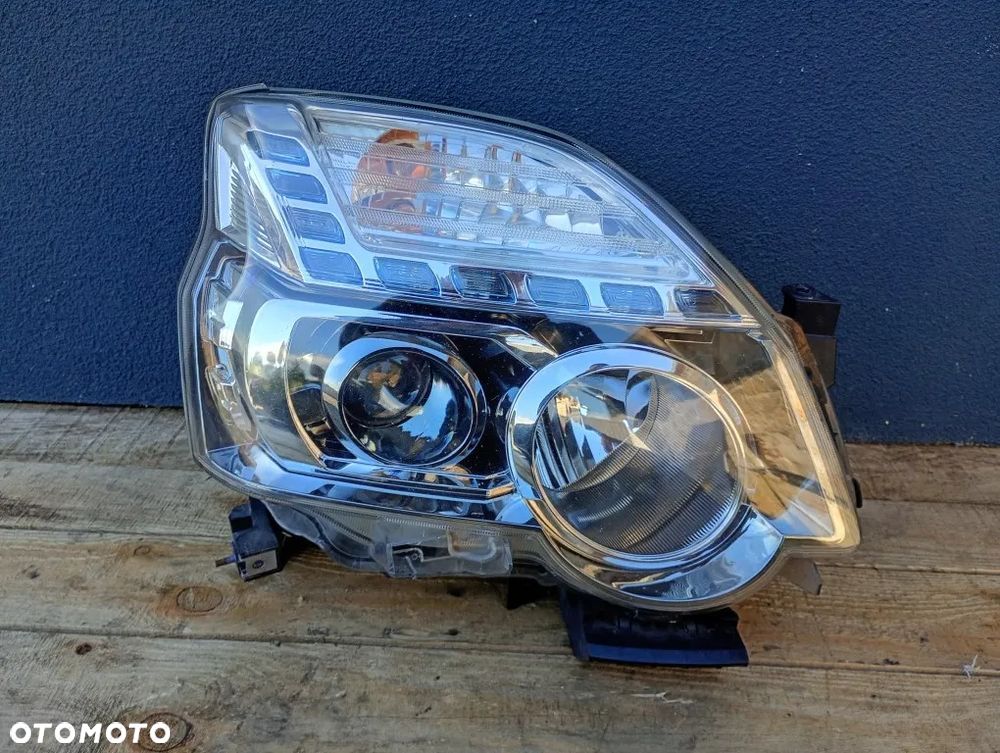 lampa przednia prawa przód led nissan x-trail t31 lift 2013r europa - 1