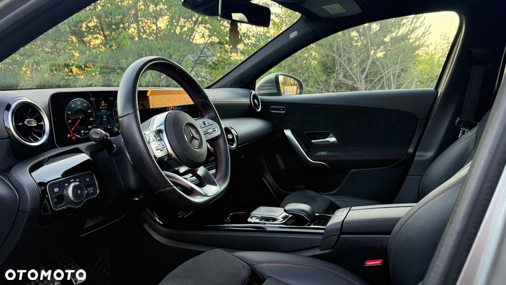 Mercedes-Benz Klasa A 180 7G-DCT AMG Line - 16