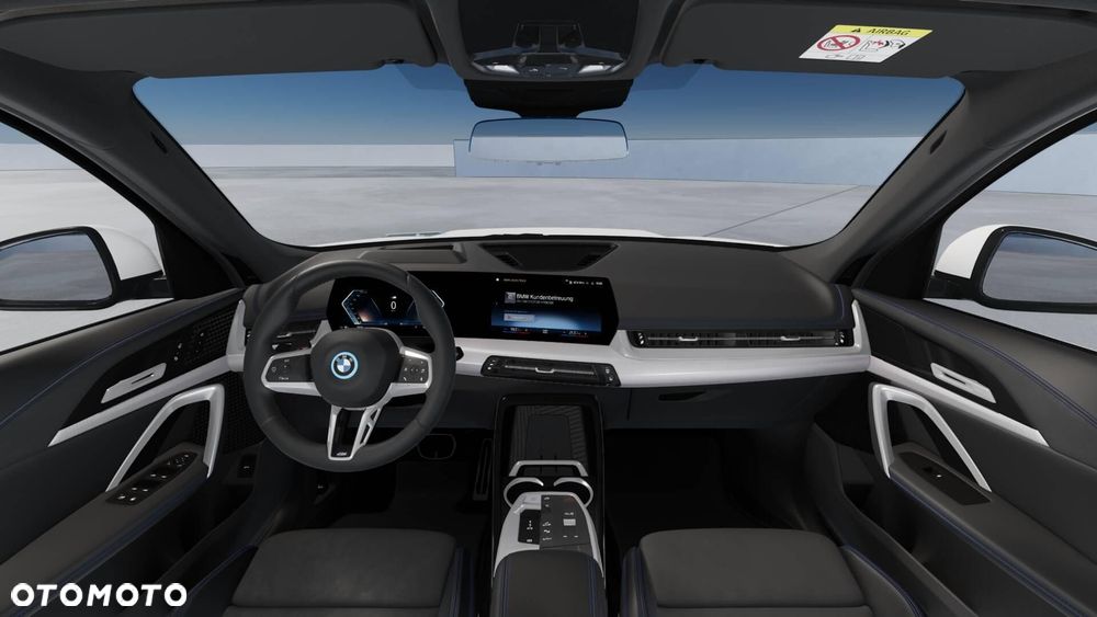 BMW iX1 xDrive30 66.5kWh M Sport Edition - 5