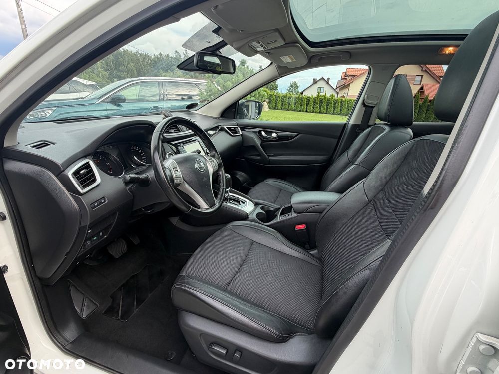 Nissan Qashqai 1.6 DCi Tekna Xtronic - 22