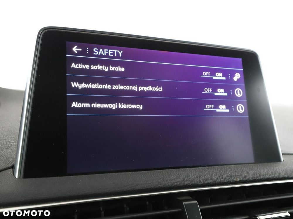 Peugeot 5008 PureTech 130 EAT8 Stop & Start GT - 25