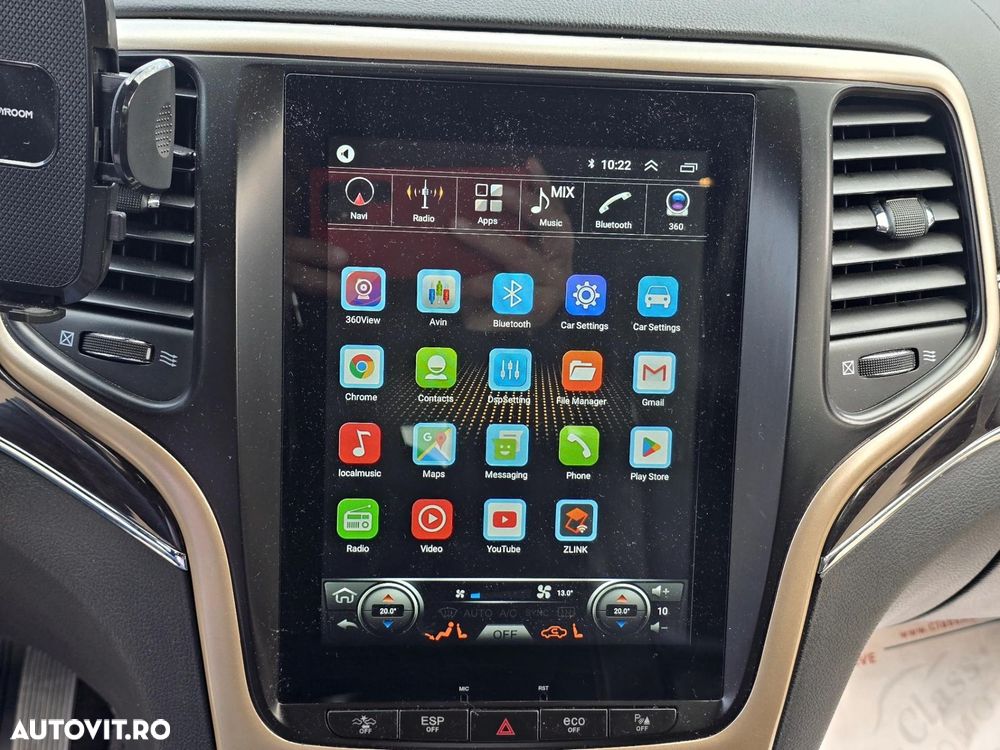 Jeep Grand Cherokee - 24