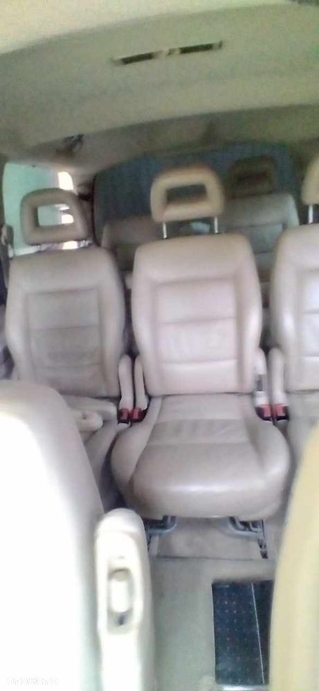 Volkswagen Sharan 2.0 TDI DPF Exclusive Edition II - 4